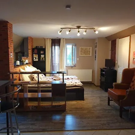 Baker Street 4* Balatonalmádi