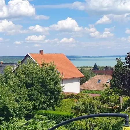 Hotel de apartamente Baker Street Balatonalmádi